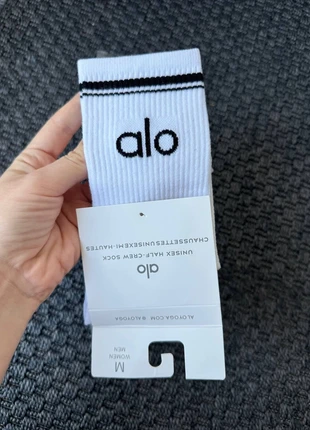 Chaussettes Alo Yoga, marca: Alo Yoga, estado: Novo com etiquetas, tamanho: Tamanho único, €13.00, €14.35 inclui Proteção do Comprador