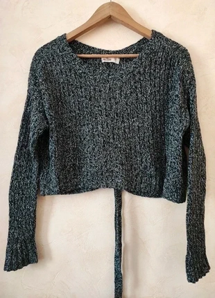 Pull court hollister en maille lacets dos neuf xs gris noir blanc, brand: Hollister, condizioni: Nuovo senza cartellino, taglia: XS / IT 38 / EU 34, €8.00, €9.10 include la Protezione acquisti