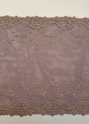 Kant met een beetje rek in de hoogte, marque: onbekend, état: Neuf sans étiquette, 2,25 €, 3,06 € Protection acheteurs incluse