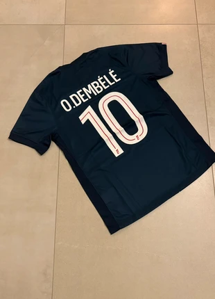 Dembélé PSG 25/26 home, merk: Paris Saint-Germain, staat: Nieuw met prijskaartje, maat: M, € 19,90, € 21,60 inclusief Kopersbescherming