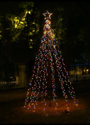 Super gave grote kerstboom 3,5 M, merk: kerstverlichting, staat: Nieuw zonder prijskaartje, € 50,00, € 53,20 inclusief Kopersbescherming