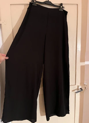 Zara black pants, marque: Zara, état: Neuf sans étiquette, taille: M / 38 / 10, 7,00 €, 8,05 € Protection acheteurs incluse