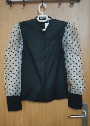 Blusa elegante con manga plumeti, talla M (PVP 39,99€), marque: Gini London, état: Neuf avec étiquette, taille: M / 38 / 10, 13,99 €, 15,39 € Protection acheteurs incluse