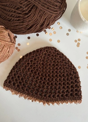 Bonnet au crochet - couleur marron chocolat bronze pailleté et mini sequins champagne, marque: byoceya, état: Neuf avec étiquette, taille: Taille unique, 16,99 €, 18,54 € Protection acheteurs incluse