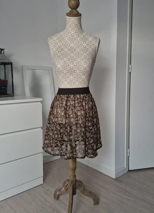 Jupe fleurie Toi du Monde – légère & tendance – Taille 2, marque: Toi Du Monde, état: Très bon état, taille: M / 38 / 10, 4,99 €, 5,94 € Protection acheteurs incluse