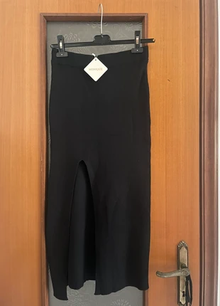 Gonna in maglia con spacco Monique TU, brand: Monique, condizioni: Nuovo con cartellino, taglia: Taglia unica, €12.00, €13.30 include la Protezione acquisti