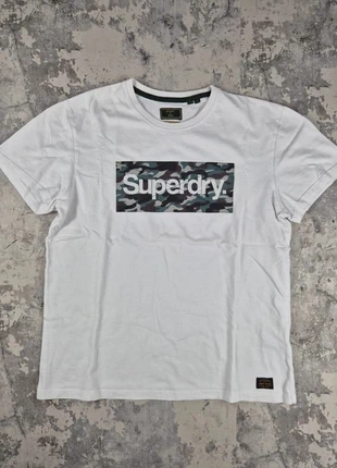 T-shirt SuperDry taille L blanc motif camouflage, merk: Superdry, staat: Heel goed, maat: L, € 16,00, € 17,50 inclusief Kopersbescherming