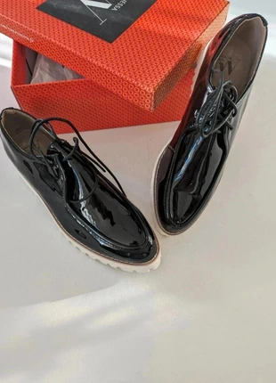 👞 Chaussures à Lacets Femme Marque Vanessa Wu - Taille 36 - Noir 👞, marque: Vanessa Wuw, état: Très bon état, taille: 36, 19,00 €, 20,65 € Protection acheteurs (Pro) incluse