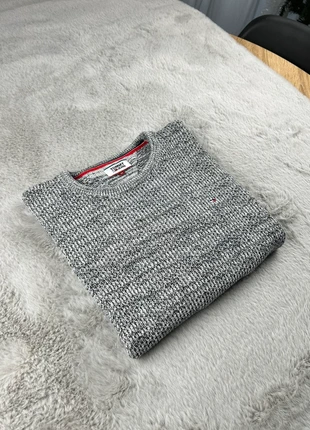 Pull Tommy jeans en maille gris M, brand: Tommy Hilfiger, condizioni: Ottime, taglia: M, €29.00, €31.15 include la Protezione acquisti Pro
