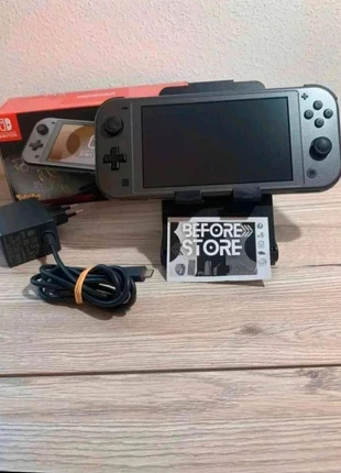 🎮 Nintendo Switch Lite Pokémon édition limitée Dialga & Palkia Très bon état, brand: Nintendo, condition: Very good, €220.00, €231.70 includes Buyer Protection