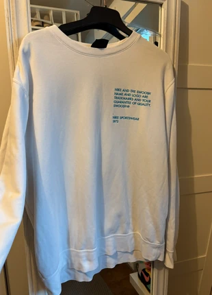 Sweat Nike, marque: Nike, état: Très bon état, taille: L, 12,00 €, 13,30 € Protection acheteurs incluse