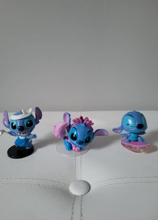 Lot de trois figurines de stitch, marca: Disney, estado: Muy bueno, tamaño: Talla única, 4,00 €, 4,90 € Protección al comprador incluida