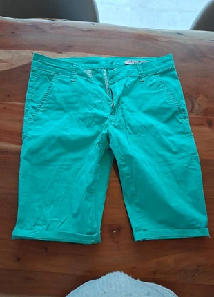 Short homme, marke: Leeyo Jeans, zustand: Sehr gut, größe: W32 | DE 48, 4,00 €, 4,90 € inklusive Vinted-Käuferschutz