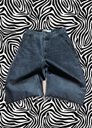 Jhort, brand: Bershka, condition: Very good, size: M, €35.00, €37.45 includes Buyer Protection