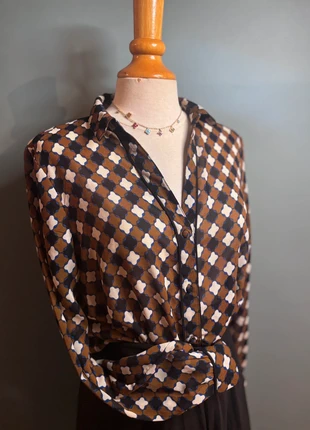 🤎 Blouse transparente à motifs Only, marque: ONLY, état: Très bon état, taille: M / 38 / 10, 12,00 €, 13,30 € Protection acheteurs incluse