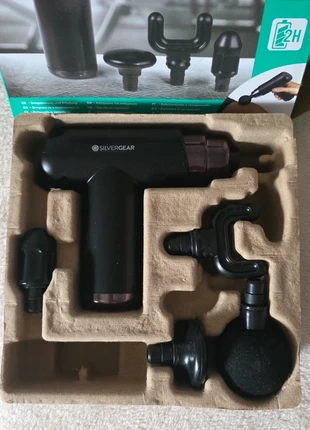 Massage gun, brand: silvergear, condizioni: Nuovo senza cartellino, €12.00, €13.30 include la Protezione acquisti
