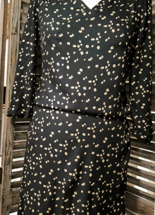 Robe Bonobo noire à fleurs – taille S – manches 3/4 ceinture nouée, marque: Bonobo, état: Très bon état, taille: S / 36 / 8, 12,00 €, 13,30 € Protection acheteurs incluse