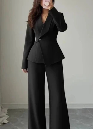 Ensemble deux pièces noir, marque: Luanges, état: Très bon état, taille: S / 36 / 8, 67,00 €, 71,05 € Protection acheteurs incluse