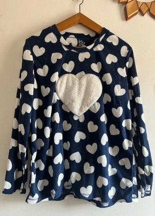 Pull pyjama doux bleu marine à cœurs primark, merk: Primark, staat: Heel goed, maat: M / 38 / 10, € 3,00, € 3,85 inclusief Kopersbescherming