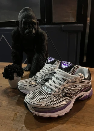 Saucony omni 9 (violette,grise), brand: Saucony, condition: New without tags, size: 42, €59.99, €63.69 includes Buyer Protection