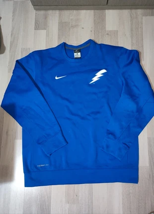 Felpa Nike blu – Taglia L, originale e in ottime condizioni, marque: Nike, état: Neuf sans étiquette, taille: L, 15,00 €, 16,45 € Protection acheteurs incluse