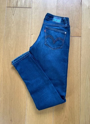 Jean Lévis 524 Skinny bleu marine taille basse W27 L32, marke: Levi's, zustand: Sehr gut, größe: S / 36 / 8, 22,00 €, 23,80 € beinhaltet Vinted-Käuferschutz Pro