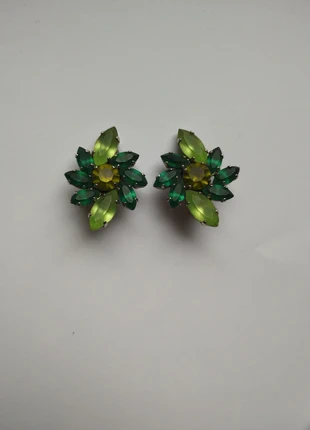 Boucles d'oreilles clip vintage vertes, marque: Vintage Chic, état: Très bon état, 8,00 €, 9,10 € Protection acheteurs incluse