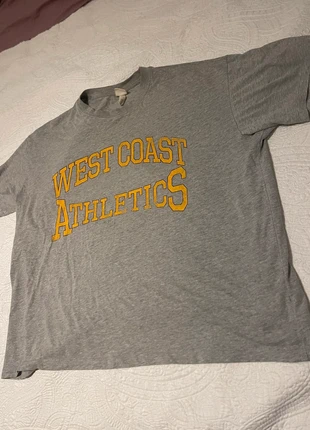 Camiseta Oversized vintage, marque: H&M, état: Très bon état, taille: XL, 5,00 €, 5,95 € Protection acheteurs incluse