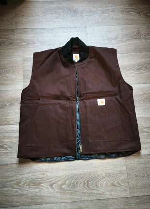 Veste Carhartt sans manches Marron M, marque: Carhartt, état: Neuf sans étiquette, taille: M, 42,00 €, 44,80 € Protection acheteurs incluse