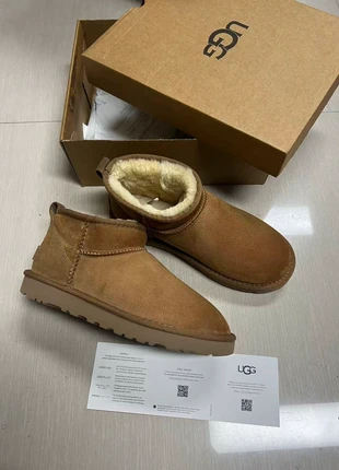 Bottes de neige UGG, taille femme 37, marca: UGG, estado: Muy bueno, tamaño: 37, 65,00 €, 68,95 € Protección al comprador incluida
