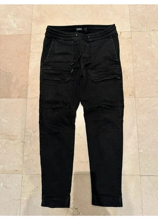 Pantalón jogger negro pull bear (talla XS), marque: Pull & Bear, état: Très bon état, taille: XS, 9,00 €, 10,15 € Protection acheteurs incluse