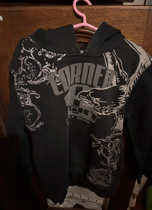 Sweat à capuche 8 ans corner eight, marque: Corner, état: Très bon état, taille: 8 ans / 128 cm, 2,00 €, 2,80 € Protection acheteurs incluse