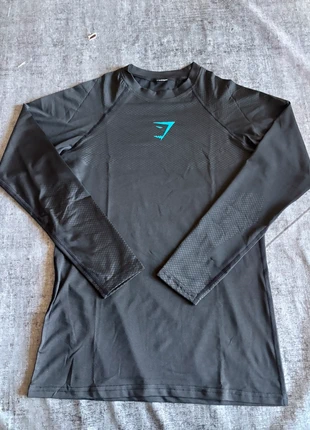 onyx 5.0 seamless long sleeve t-shirt, marque: Gymshark, état: Très bon état, taille: M, 50,00 €, 53,20 € Protection acheteurs incluse