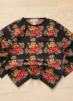 Pull vintage motifs roses rouges
et feuillages jaunes style floral
baroque taille M
48% de laine, marque: Vintage Dressing, état: Très bon état, taille: M / 38 / 10, 50,00 €, 53,20 € Protection acheteurs incluse