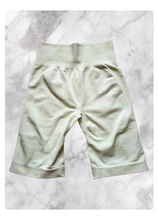 Short Legging Gymshark Fitness Musculation Yoga / Jaune Menthe / Taille XS, brand: Gymshark, condizioni: Ottime, taglia: XS / IT 38 / EU 34, €12.00, €13.30 include la Protezione acquisti Pro