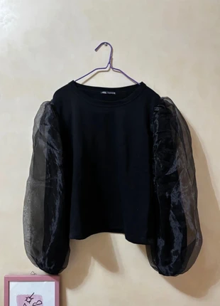 Felpa con maniche particolari, merk: Zara, staat: Nieuw zonder prijskaartje, maat: S / 36 / 8, € 10,00, € 11,20 inclusief Kopersbescherming