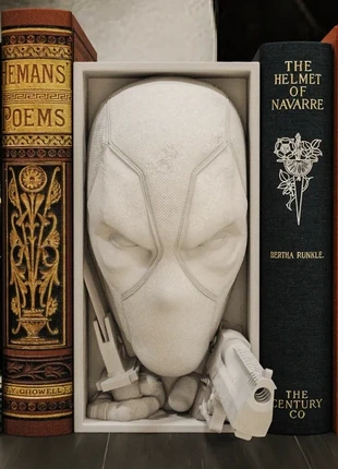 Book Nook Deadpool – Diorama Decorativo | Arte Geek Única, marca: Deadpool, estado: Muito bom, €16.00, €17.50 inclui Proteção do Comprador