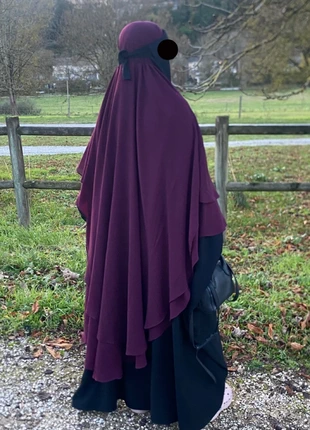 Khimar tarha 2 voiles, marque: Al nisa queen, état: Très bon état, 15,00 €, 16,45 € Protection acheteurs incluse