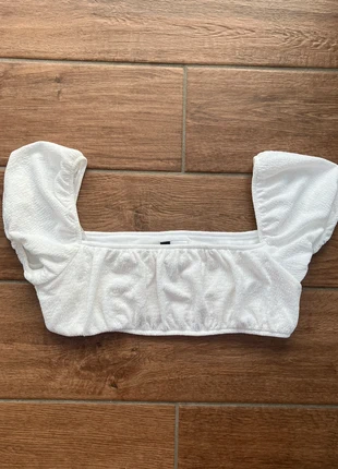 haut court blanc/crème h&m, marque: H&M, état: Neuf sans étiquette, taille: S / 36 / 8, 2,00 €, 2,80 € Protection acheteurs incluse