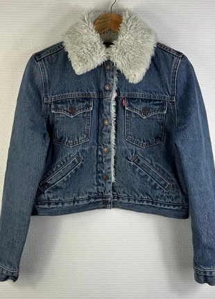 Veste en Jean Levi’s Col Sherpa/Trucker Moumoute Bleu, marque: Levi's, état: Très bon état, taille: M / 38 / 10, 49,00 €, 52,15 € Protection acheteurs (Pro) incluse