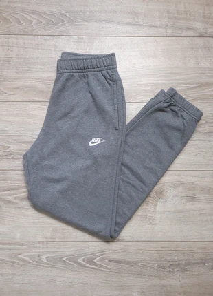jogging / pantalon cheville serrer nike club gris foncé blanc brodé taille S homme - SKU 184, brand: Nike, condizioni: Ottime, taglia: S, €24.99, €26.94 include la Protezione acquisti Pro