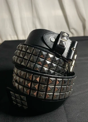 punk silver belt, brand: Punk, condizioni: Nuovo senza cartellino, taglia: 110 cm, €15.00, €16.45 include la Protezione acquisti