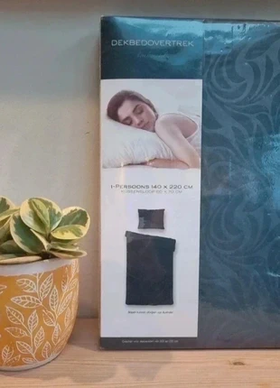 Nieuw blauw dekbedovertrek 140x220 135-150 cm x 200-220 cm, merk: Trendy, staat: Nieuw met prijskaartje, maat: 135-150 cm x 200-220 cm, € 12,95, € 14,30 inclusief Kopersbescherming