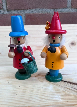 Two charming vintage wooden German Christmas figurines, brand: Two charming vintage wooden German Christmas figur, condizioni: Buone, €12.00, €13.30 include la Protezione acquisti Pro