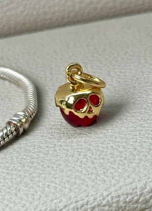 Charm Anhänger pendant ciondolo Disney mela apfel manzana pomme snowhite appel in silver, marque: tiny jewels, état: Neuf avec étiquette, 13,00 €, 14,35 € Protection acheteurs incluse