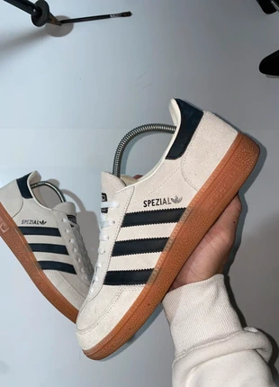 Adidas Spezial Grise Taille 43,5, brand: adidas, condition: Very good, size: 43.5, €45.00, €47.95 includes Buyer Protection Pro