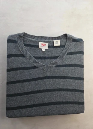 levis pull col v maille fine rayé gris anthracite m casual vintage y2k, marque: Levi's, état: Très bon état, taille: M, 14,00 €, 15,40 € Protection acheteurs incluse