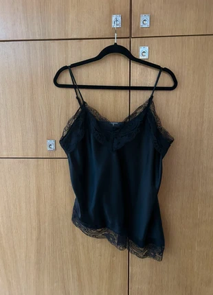 Hemdje schuin kant mt M zwart, merk: Primark, staat: Nieuw zonder prijskaartje, maat: M / 38 / 10, € 10,00, € 11,20 inclusief Kopersbescherming