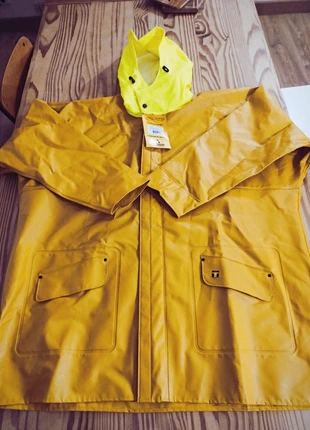 Ciré jaune Guy Cotten
Veste Rosbras Nylpêche,taille XXL. Neuve., marque: Guy Cotten, état: Neuf avec étiquette, taille: XXL, 110,00 €, 116,20 € Protection acheteurs incluse