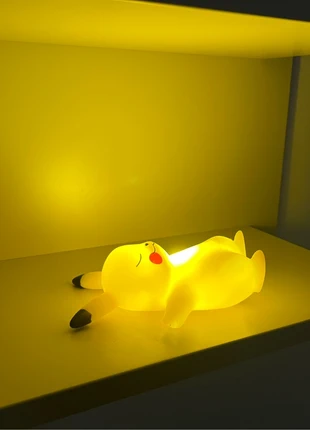 Pikachu night light, brand: Pokémon, condizioni: Nuovo senza cartellino, €8.95, €10.10 include la Protezione acquisti